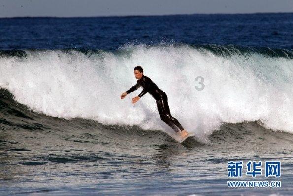夏日时尚的爱丽
